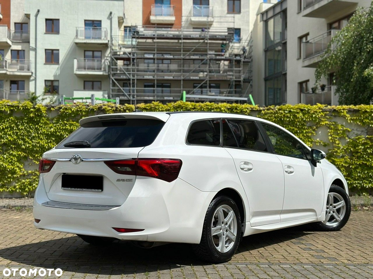 Toyota Avensis Touring Sports 1.8 Edition S+ - 14