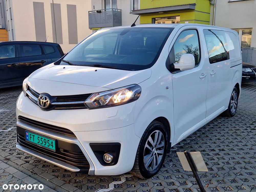 Toyota Proacy - 1
