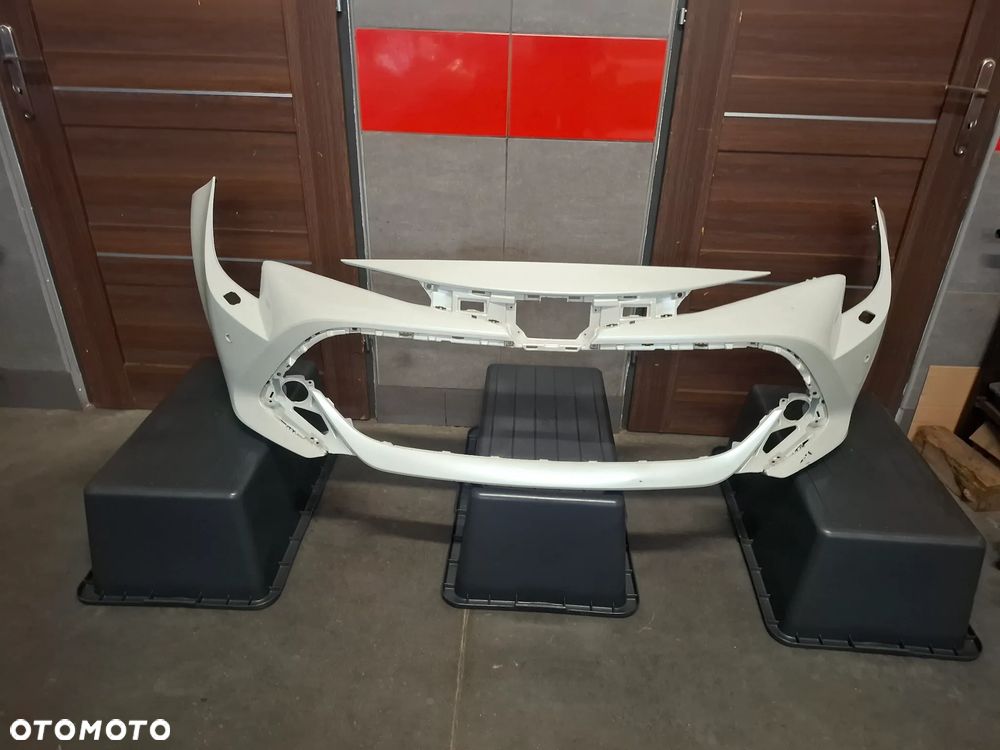 Zderzak przód Toyota Corolla E210 2019 rok - 1