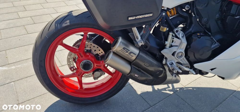 Ducati SuperSport - 8