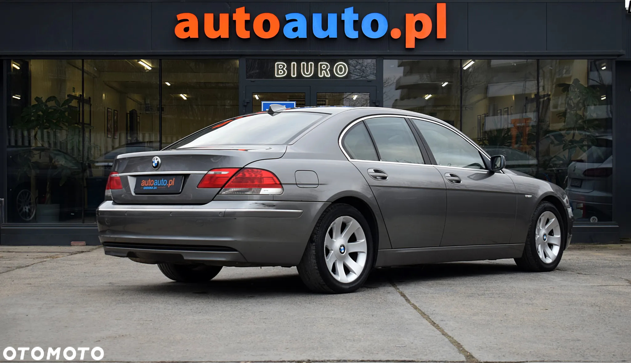 BMW Seria 7 745d - 24