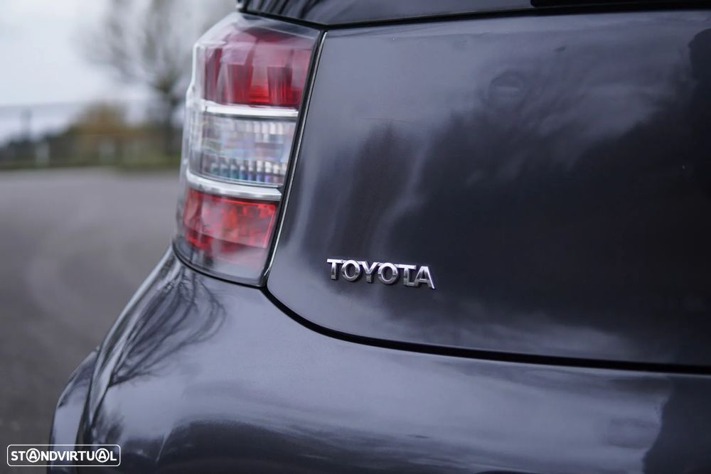 Toyota iQ 1.0 VVT-i 2 MultiDrive EP+NAVI+Bluetooth - 17