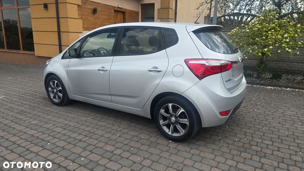Hyundai ix20 1.4 Trend - 15