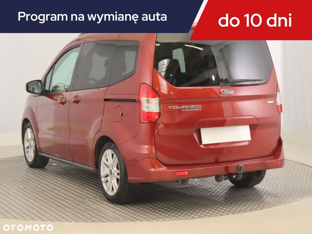 Ford Tourneo Courier - 6