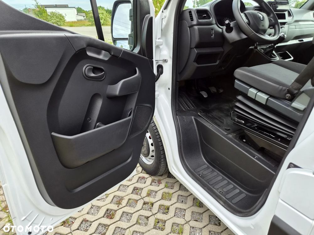 Renault Master - 29