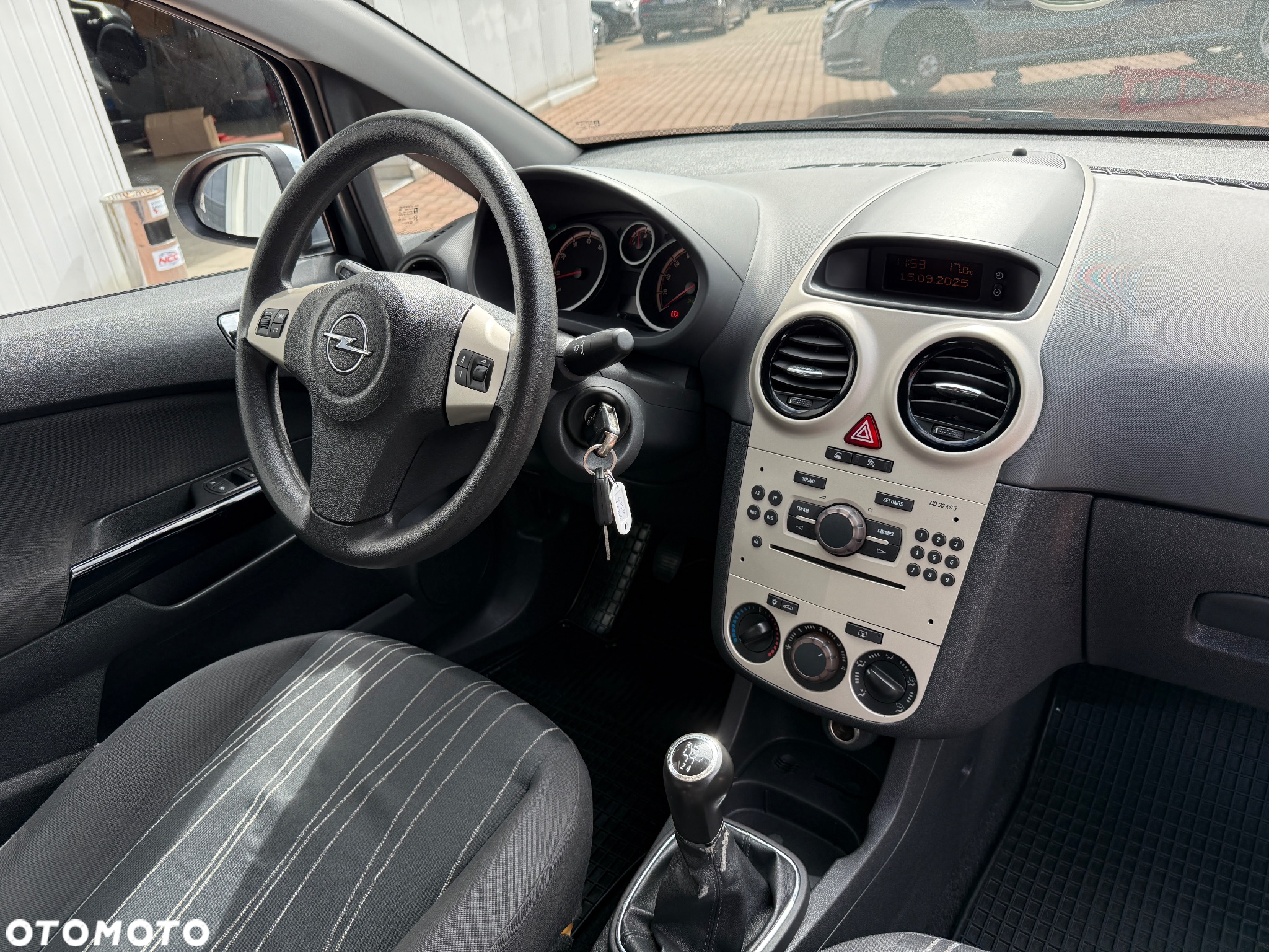 Opel Corsa 1.2 16V - 30