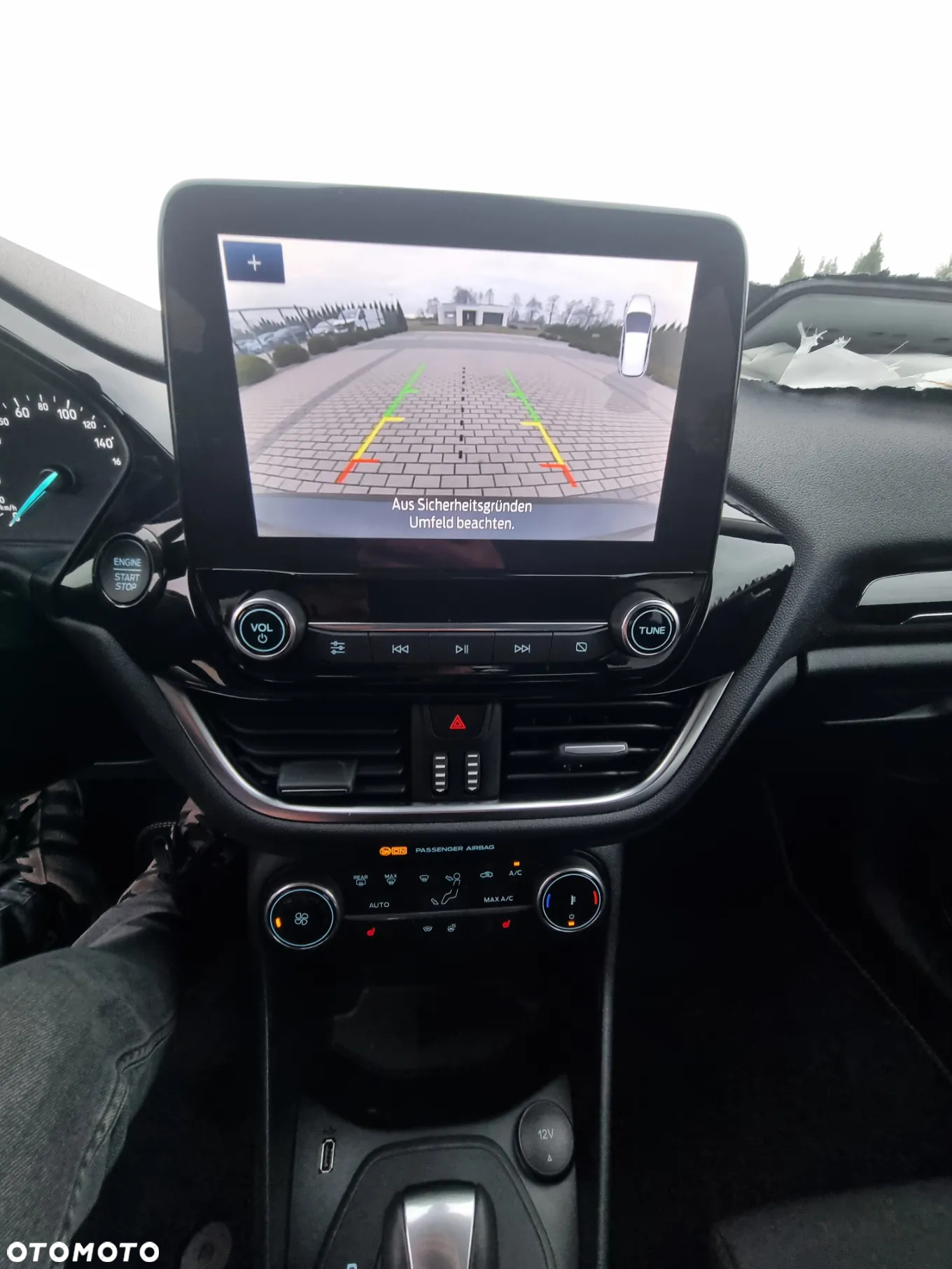 Ford Fiesta 1.0 EcoBoost Hybrid S&S TITANIUM - 12