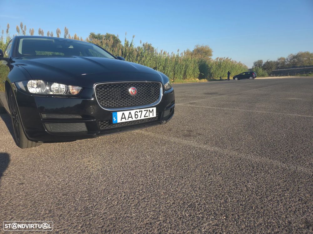 Jaguar XE E-Performance Prestige - 14