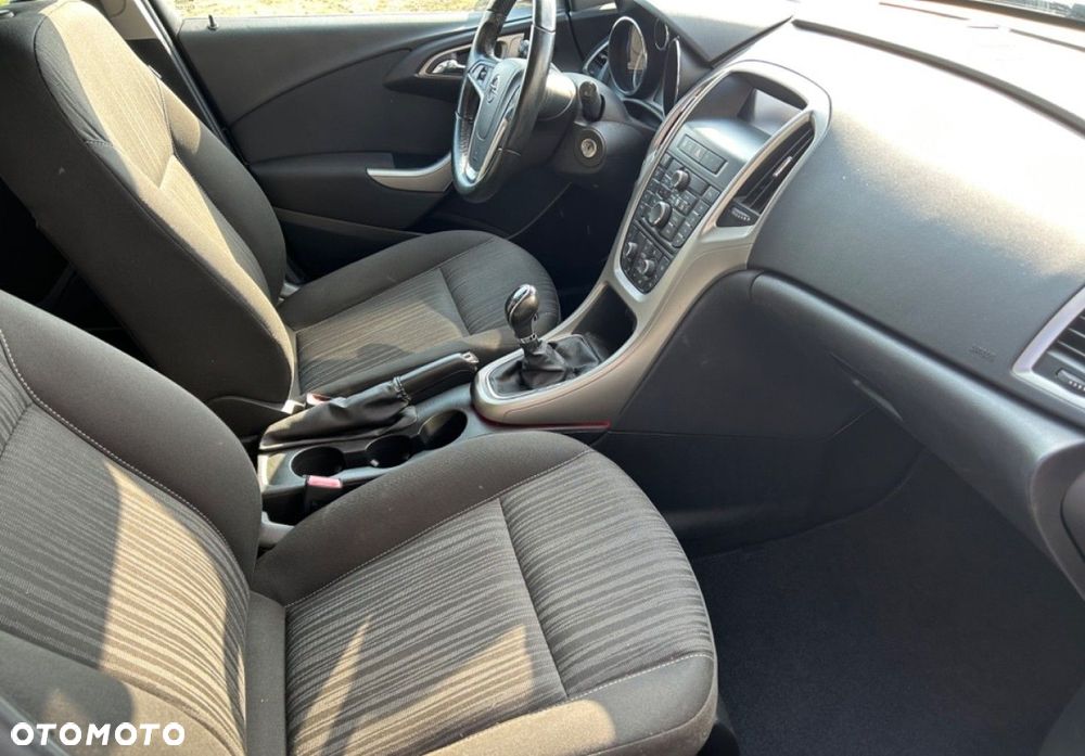 Opel Astra - 11