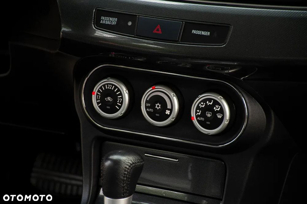 Mitsubishi Lancer 1.8 CVT Intense - 9
