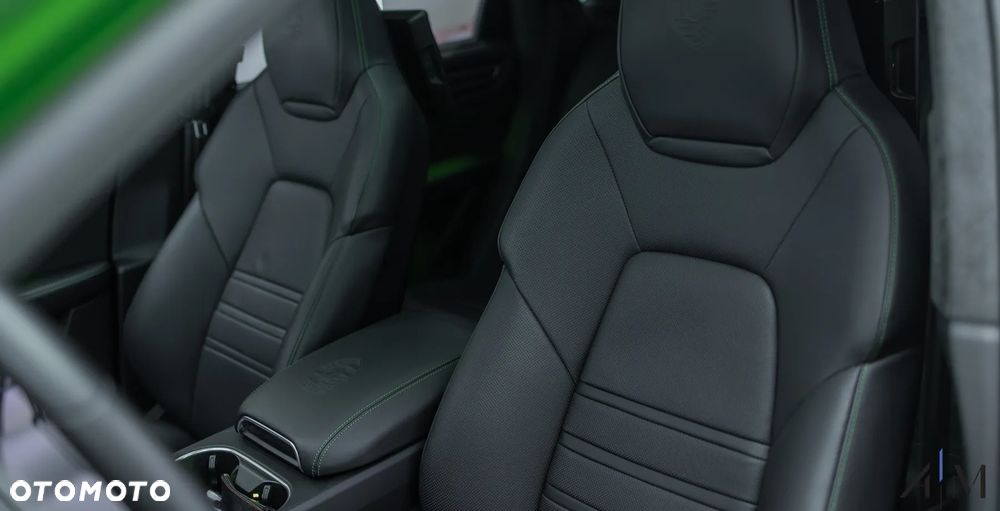 Porsche Cayenne - 34