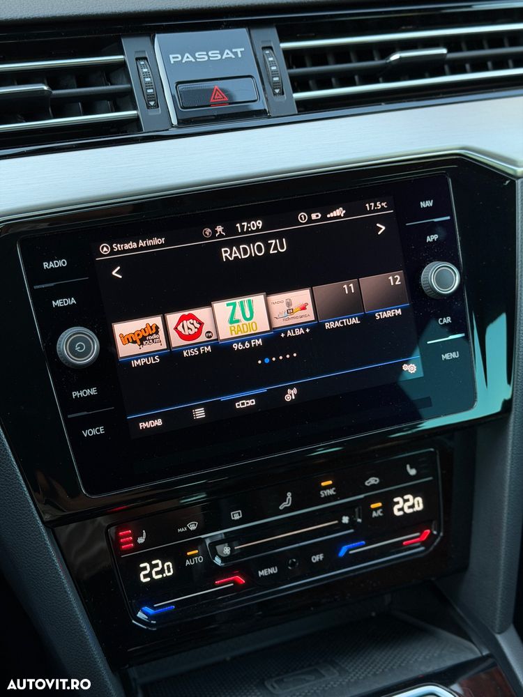 Volkswagen Passat 2.0 TDI SCR DSG Elegance - 20