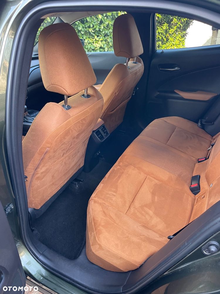 Lexus UX 200 GPF Business 2WD - 8