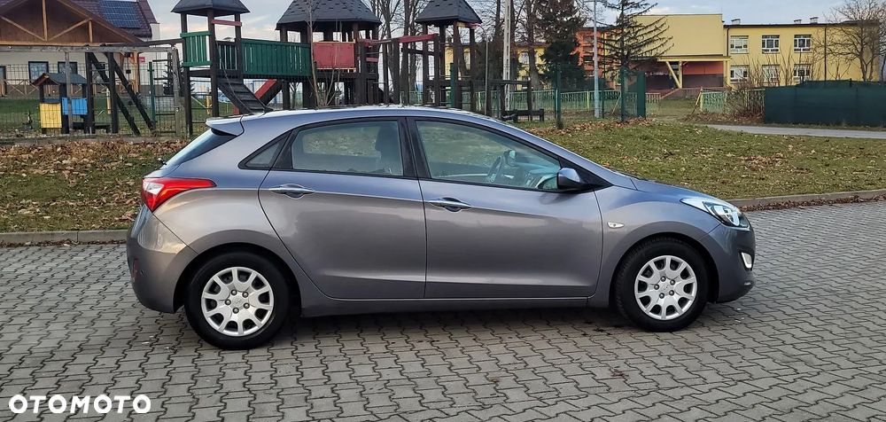 Hyundai i30 1.4 Classic - 4