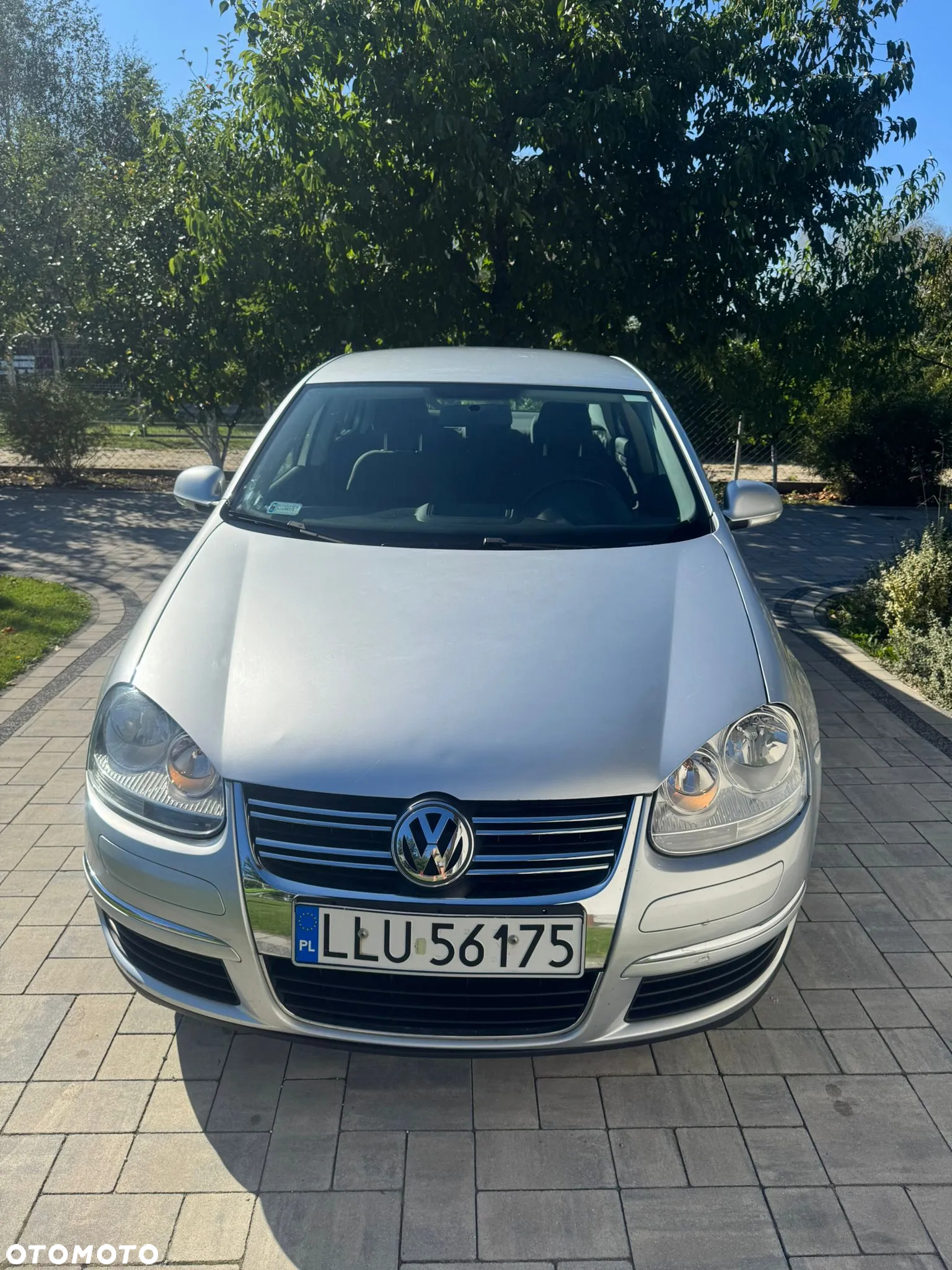 Volkswagen Jetta - 5