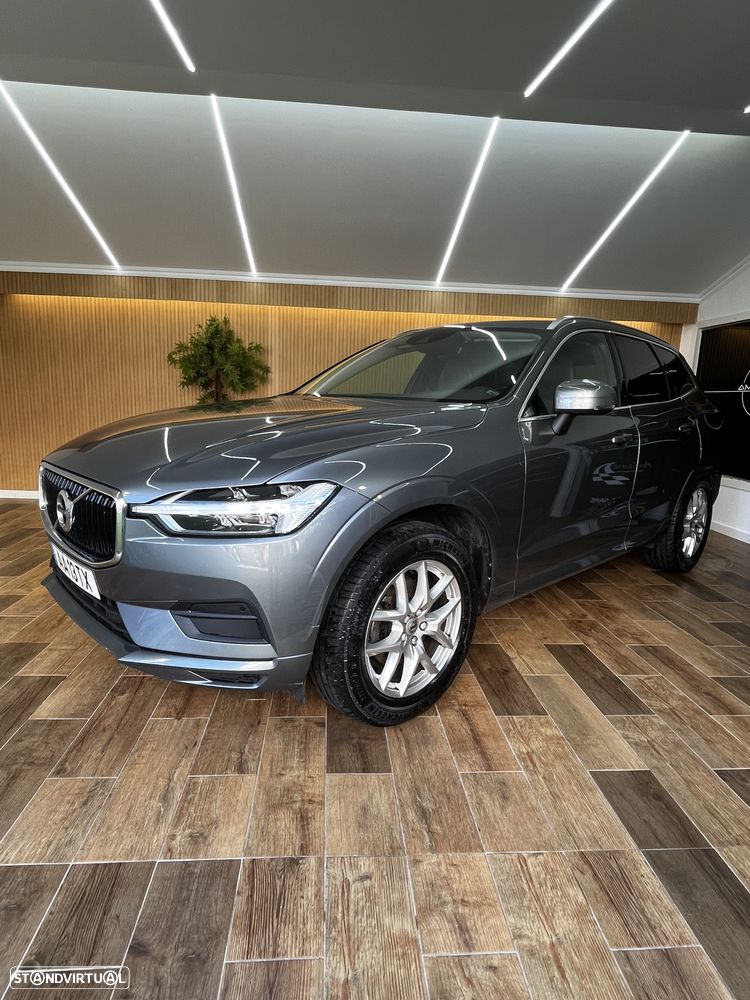 Volvo XC 40 2.0 D3 Momentum Plus - 1