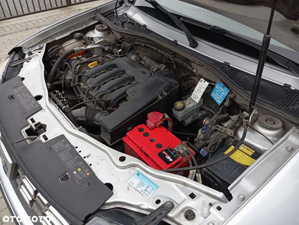 Dacia Duster 1.6 Laureate - 7
