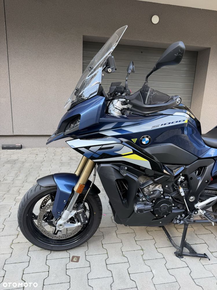 BMW XR - 26