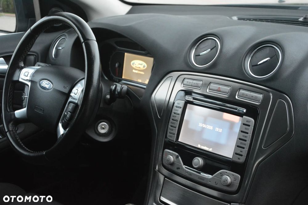 Ford Mondeo 2.0 Viva Titanium - 23