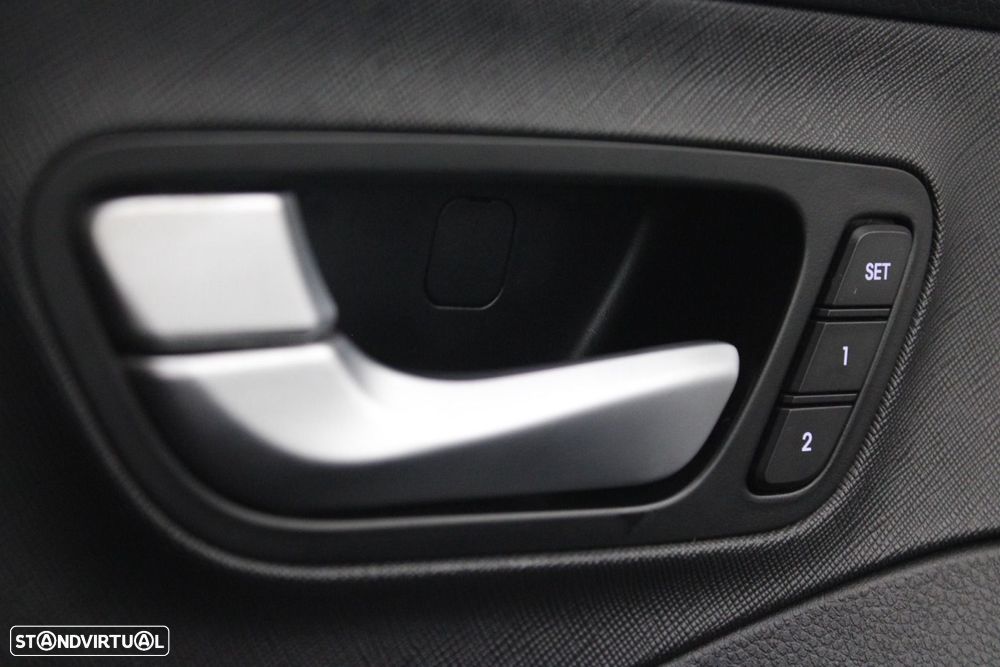 Hyundai Santa Fe 2.2 CRDi Premium Aut. - 27