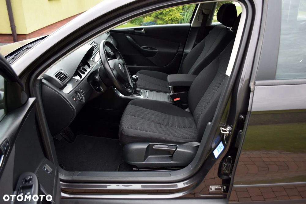 Volkswagen Passat 1.4 TSI Comfortline BlueMotion Technology - 11