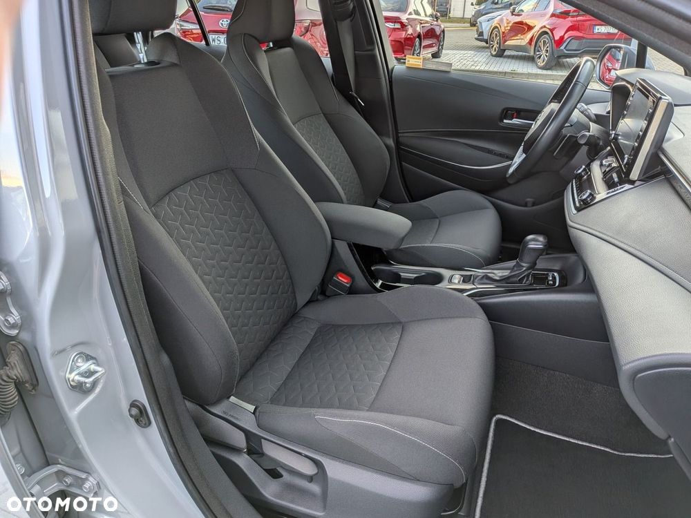 Toyota Corolla 2.0 Hybrid Comfort - 32