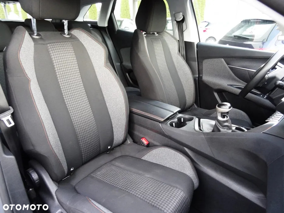 Peugeot 3008 1.5 BlueHDi Active S&S - 11