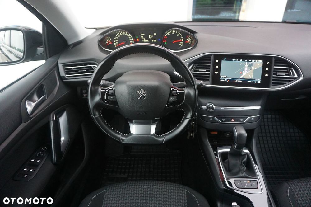 Peugeot 308 1.6 BlueHDi Active S&S EAT6 - 15