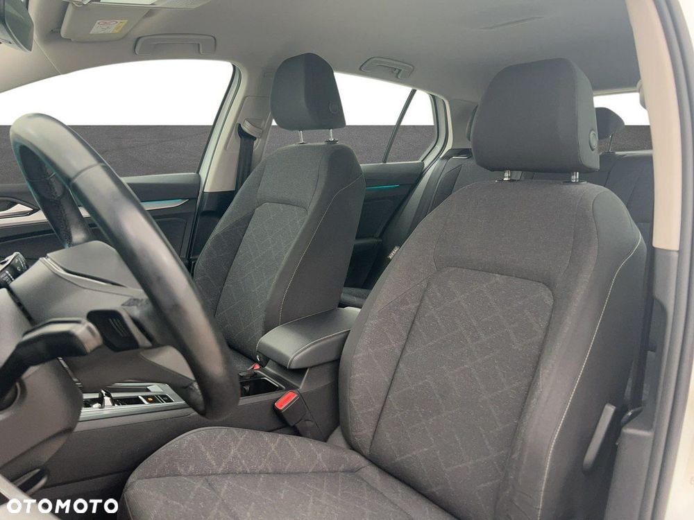 Volkswagen Golf 1.0 eTSI Life DSG - 16