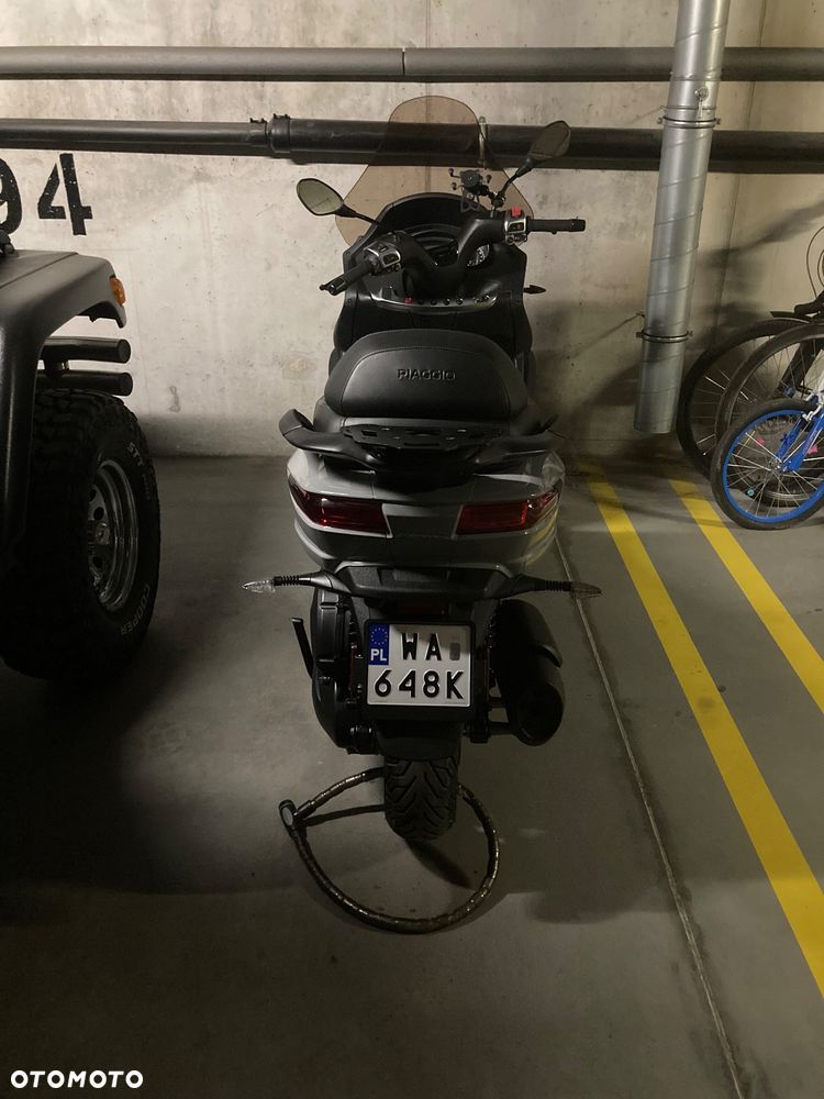 Piaggio MP-3 - 9