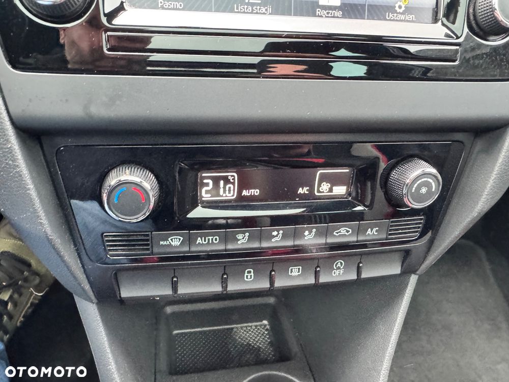 Skoda RAPID 1.0 TSI Monte Carlo - 26