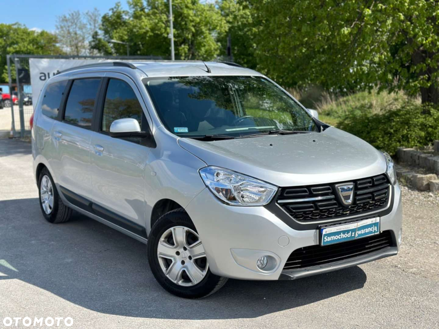 Dacia Lodgy 1.6 SCe Open S&S - 16