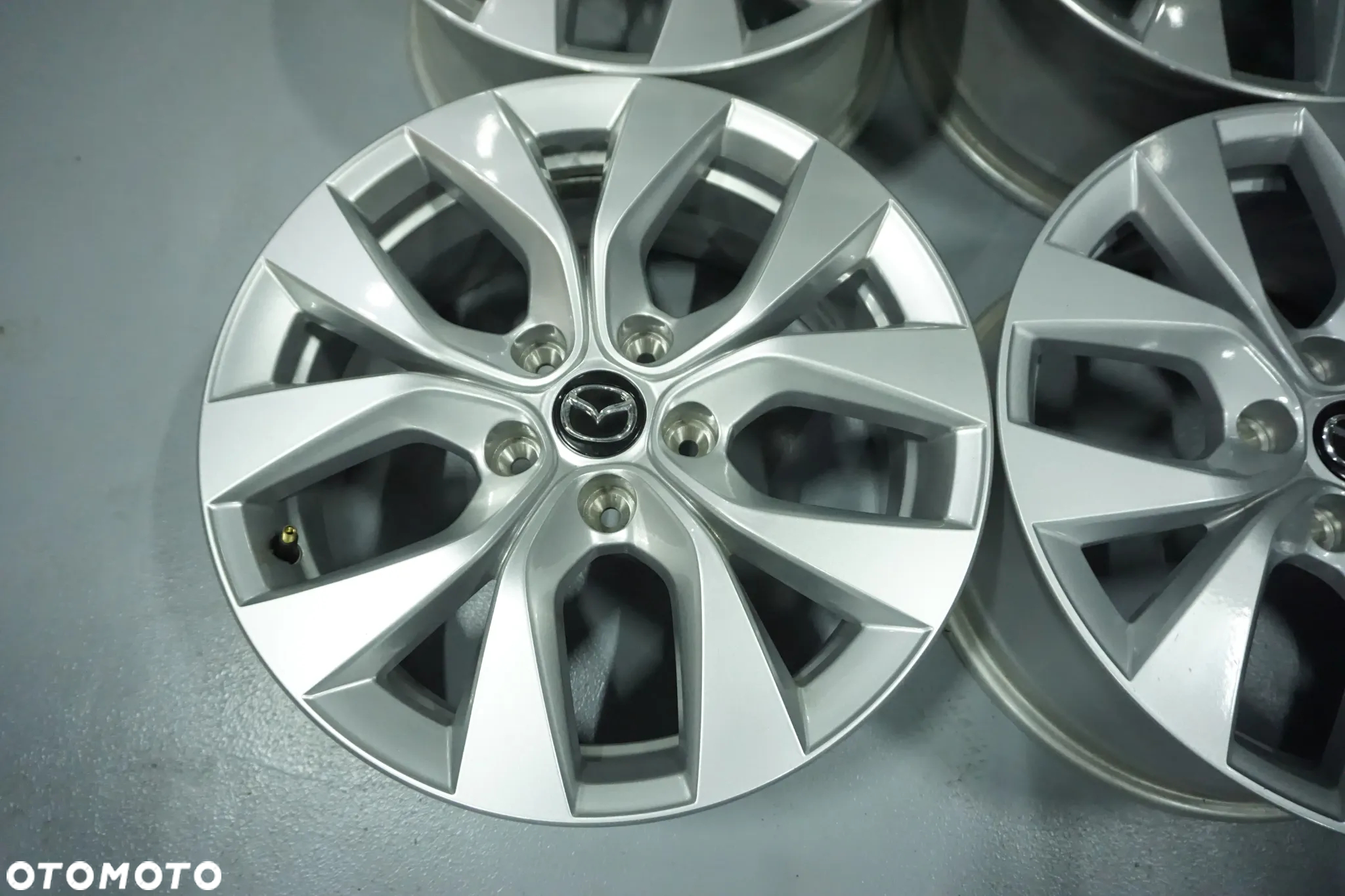 FELGI ALUMINIOWE 17 MAZDA 3 5 6 MX5 CX3 CX5 CX30 CX60 MPV - 5