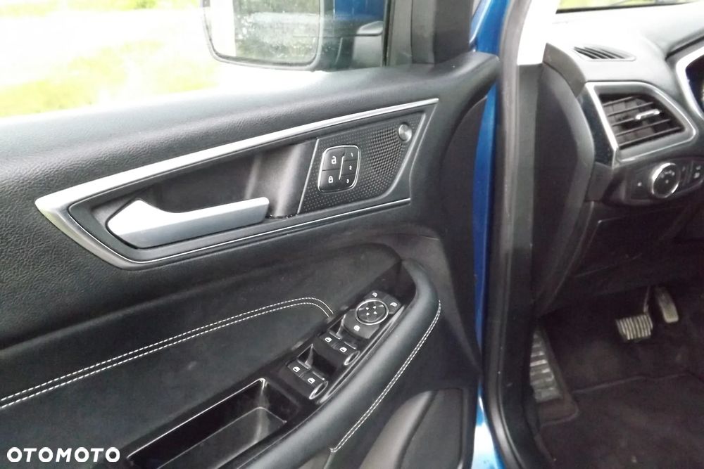 Ford Edge - 23