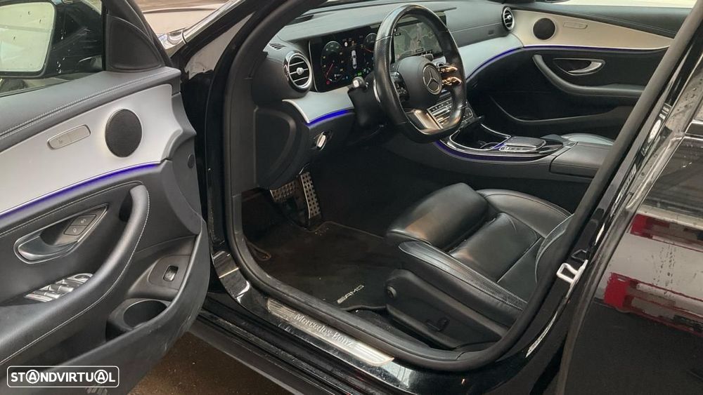 Mercedes-Benz E 300 de 4Matic 9G-TRONIC AMG Line - 6