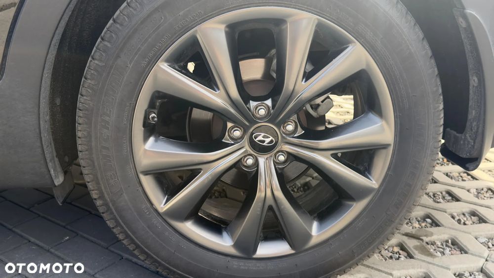 Hyundai Santa Fe - 11