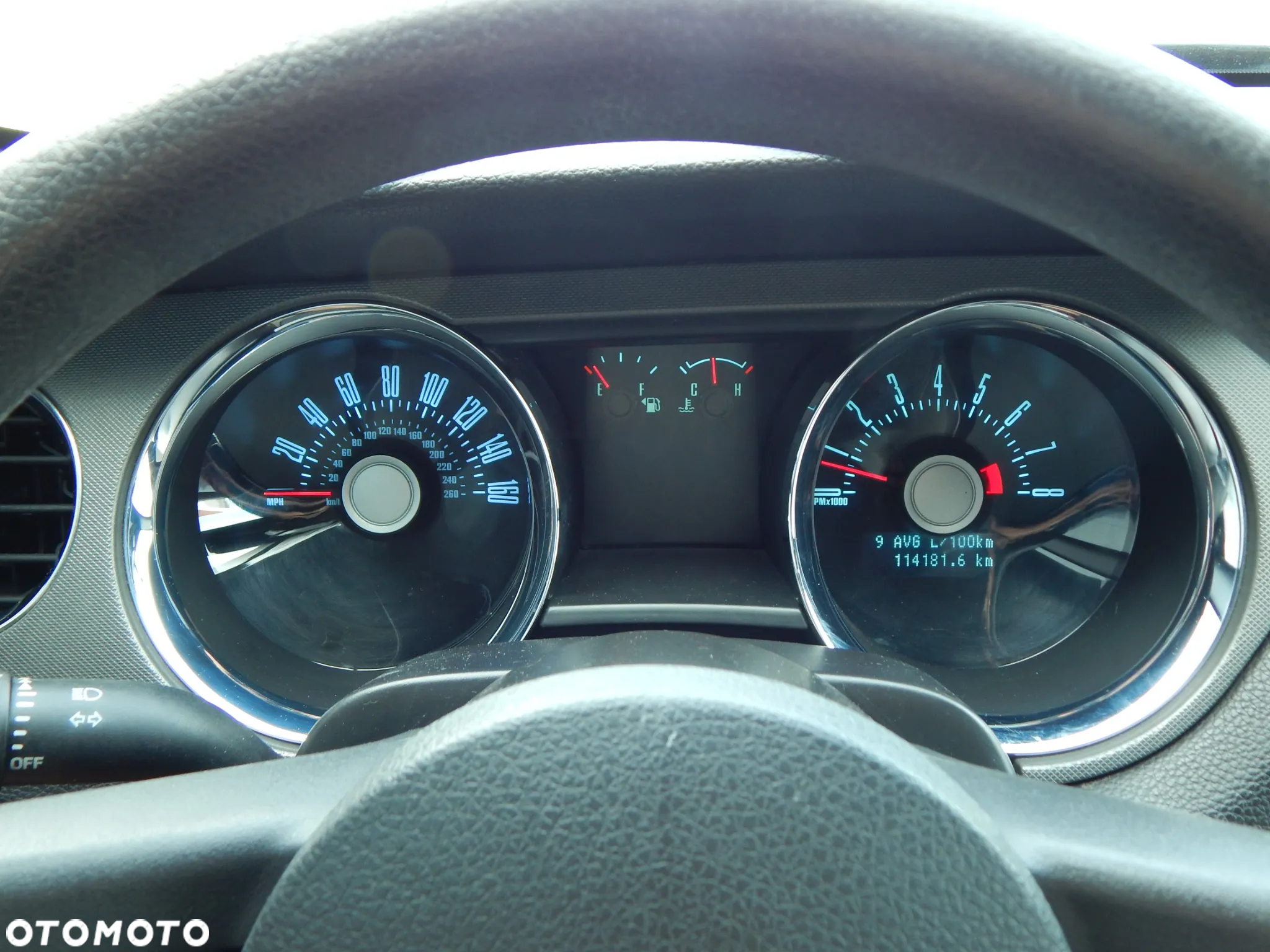 Ford Mustang 3.7 V6 Premium - 32