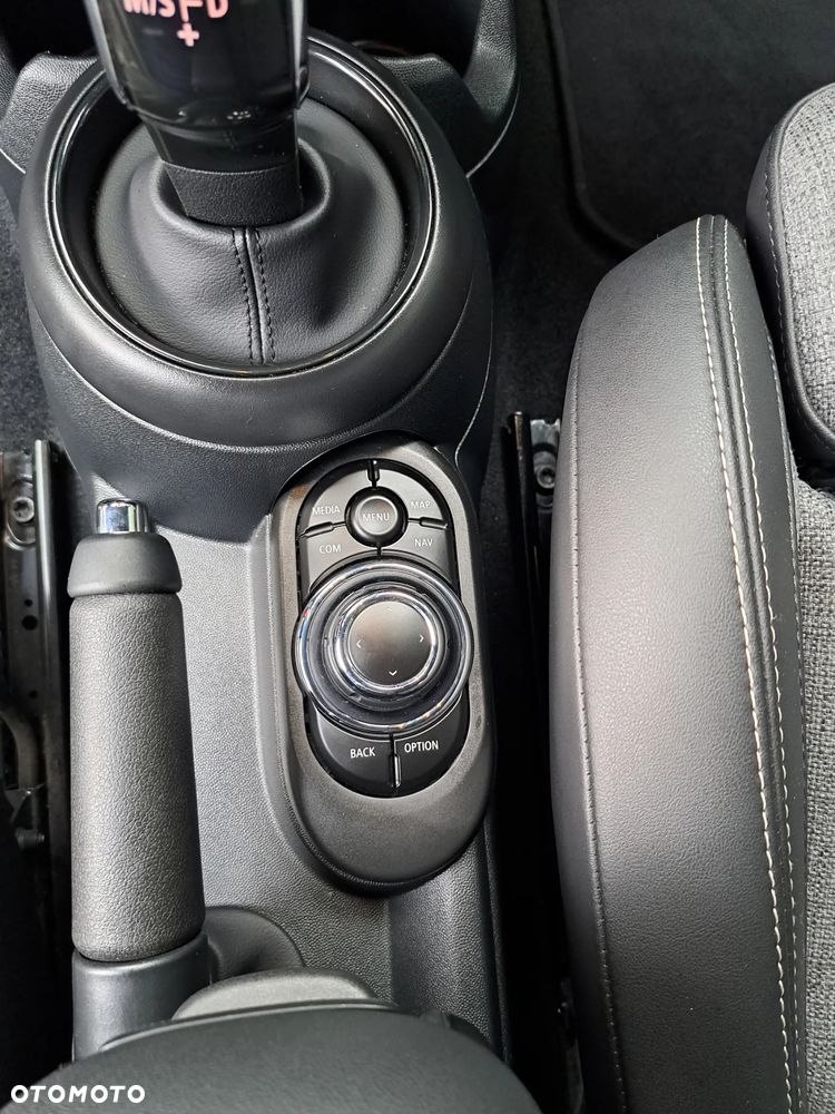 MINI Cooper Classic Trim - 31