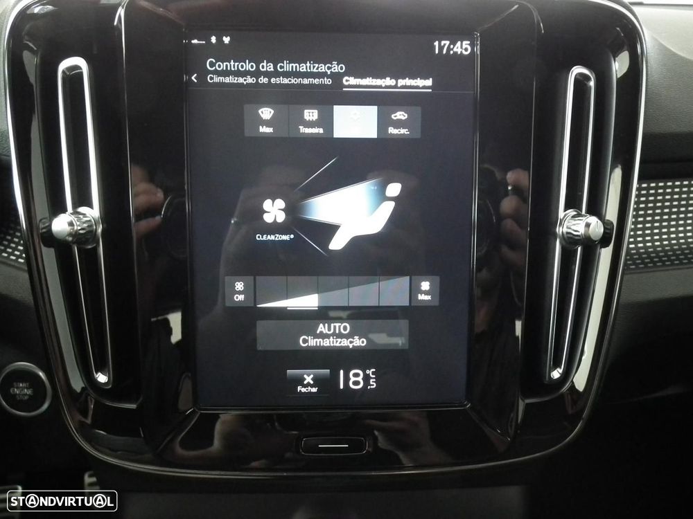 Volvo XC 40 2.0 D3 R-Design - 22