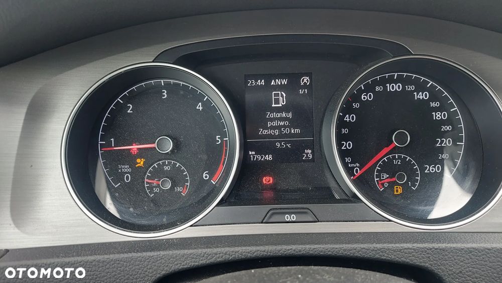 Volkswagen Golf 1.6 TDI BlueMotion Technology Allstar - 12