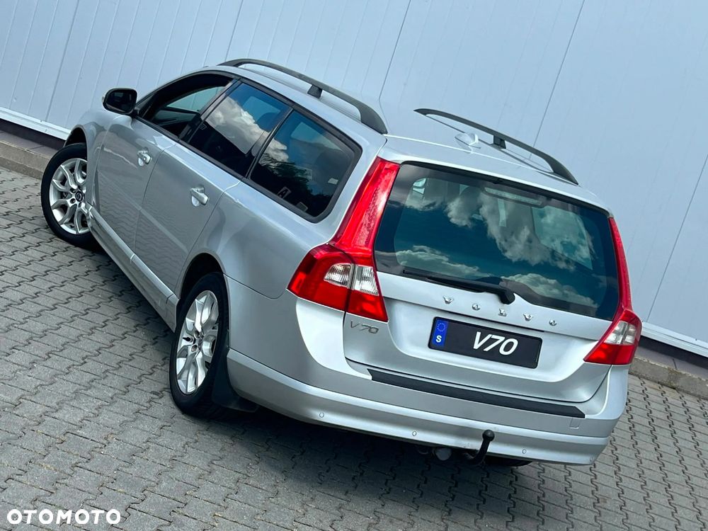 Volvo V70 D5 AWD Summum - 9