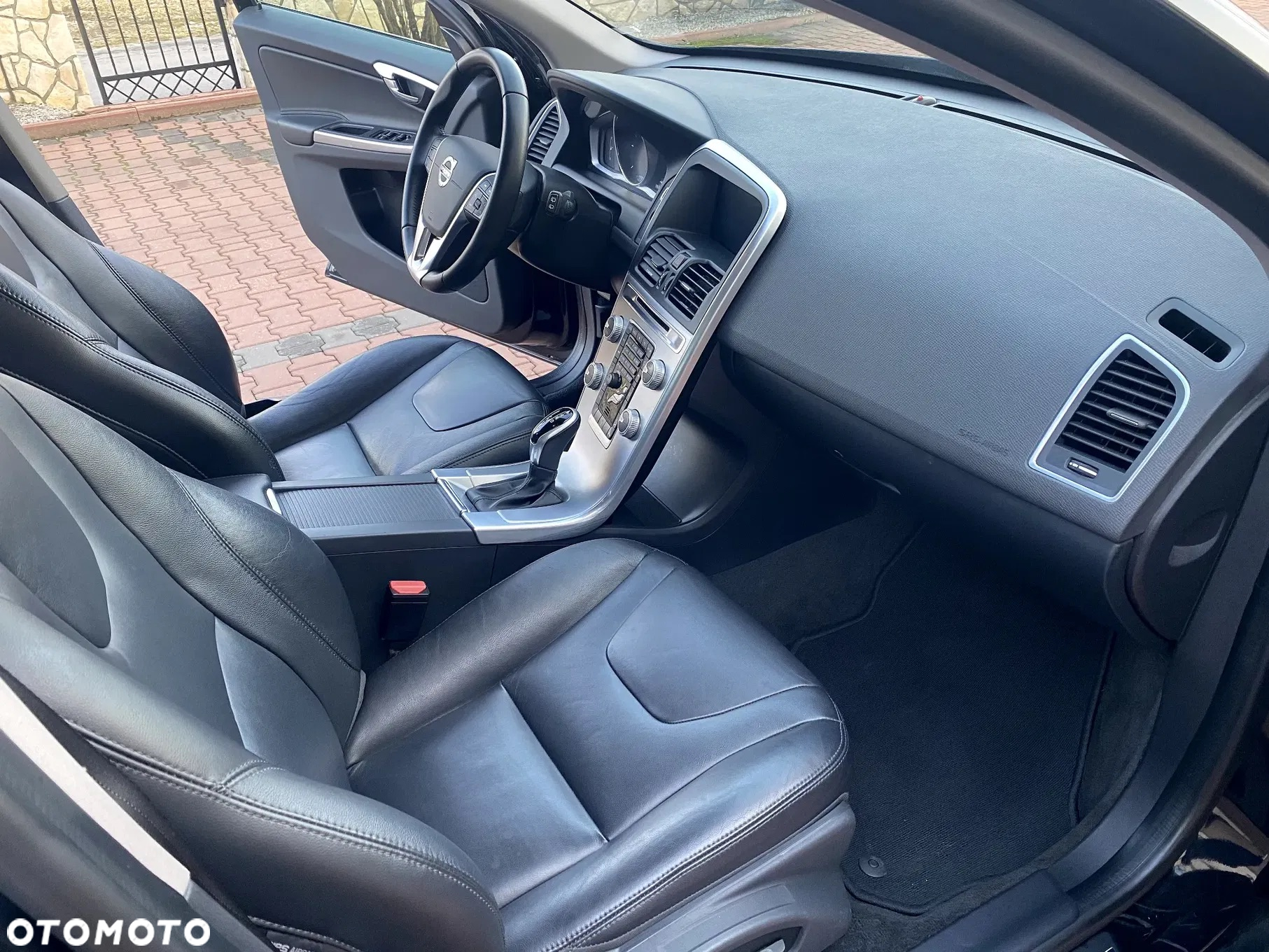 Volvo XC 60 D4 AWD Summum - 23