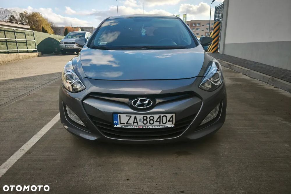 Hyundai i30 1.6 CRDi Comfort EU5 - 27
