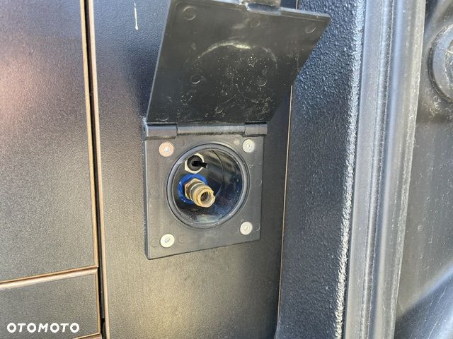 Toyota Land Cruiser - 15