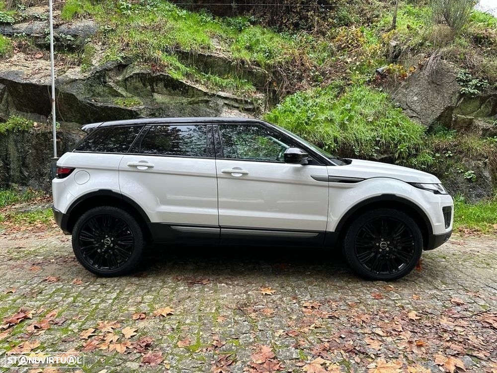 Land Rover Range Rover Evoque 2.0 D150 AWD R-Dynamic Auto - 5