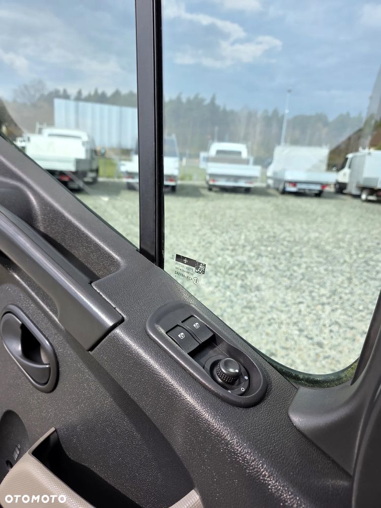Renault MASTER 2,3 DCI 145 KONNA DOKA BRYGADÓWKA 7 OSOBOWA KLIMA WEBASTO 3,2M SKRZYNIA GWARANCJA BLIŻNIAKI DO 3,5T - 17