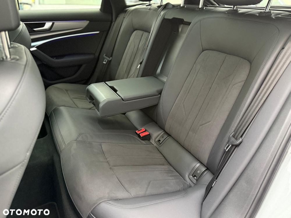 Audi A6 Allroad - 30