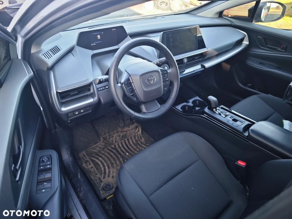 Toyota Prius Hybrid - 8