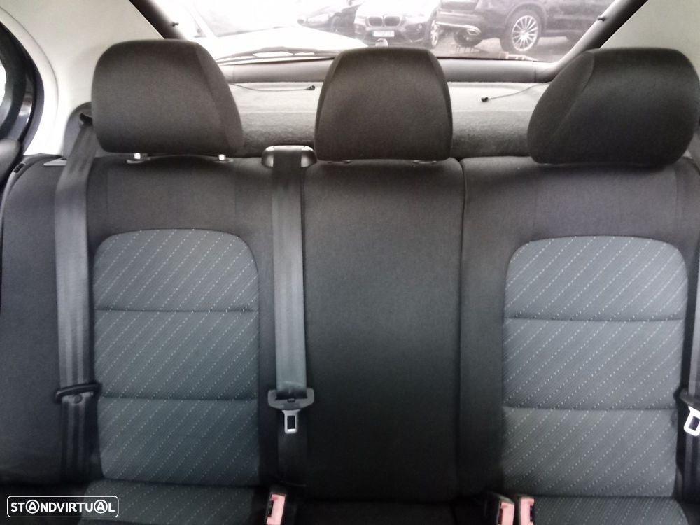 SEAT Leon 1.9 TDI FR - 21