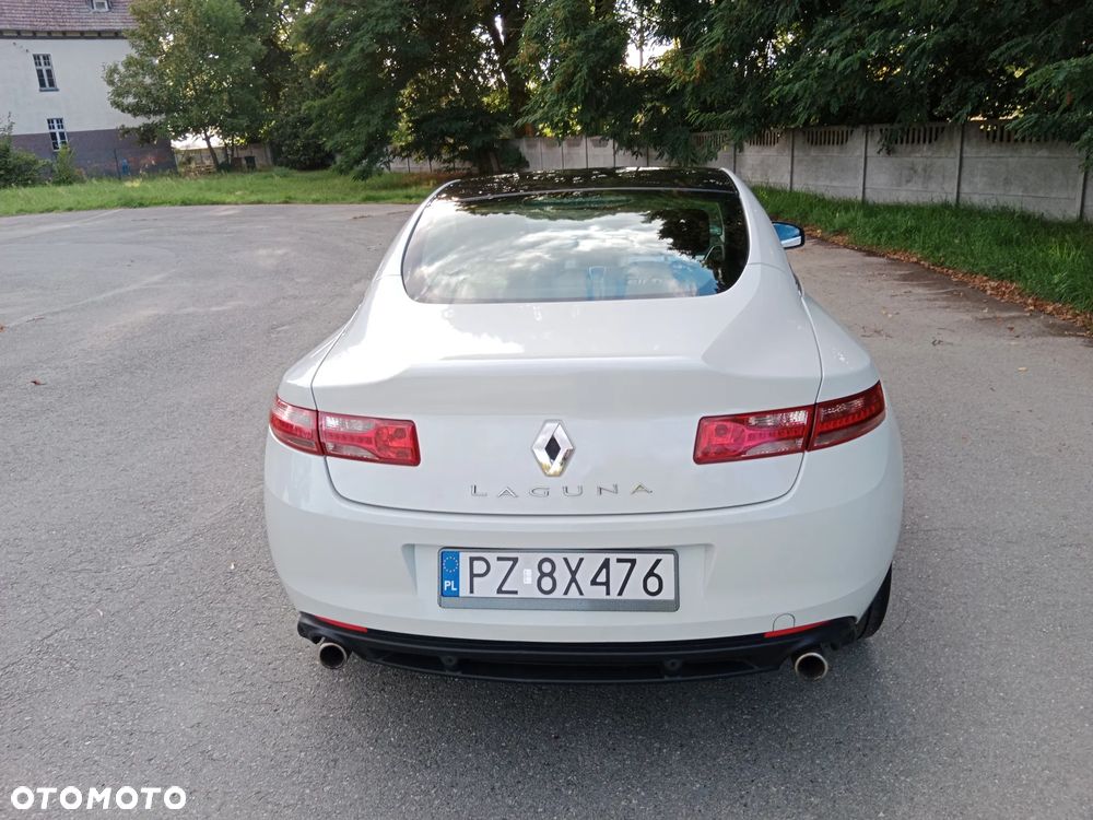 Renault Laguna 2.0 dCi Monaco GP2 - 13